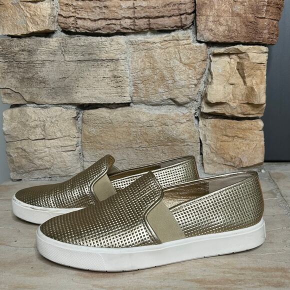 Vince Women's Blair 5 Perforated Slip On Sneakers Gold Tone Sz 7 - Picture 1 of 10